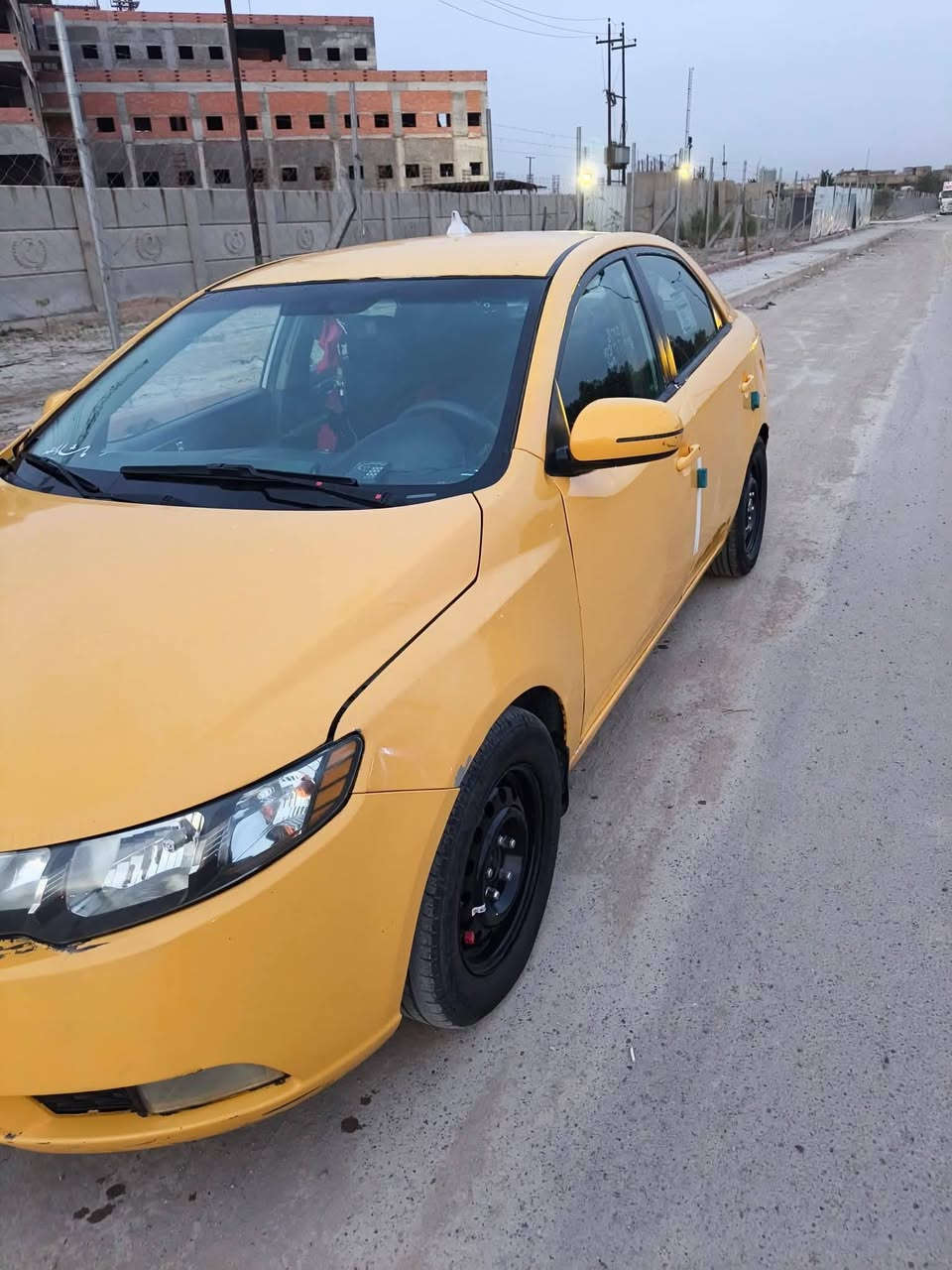 السلام عليكم فورتي موديل, 13 للبيع أو مراوس/ مكينه 2000دوش /سياره موضحه بصور نواقص سياره بصيطه حادثه جاملغ الايمن  الهاتف ***********
