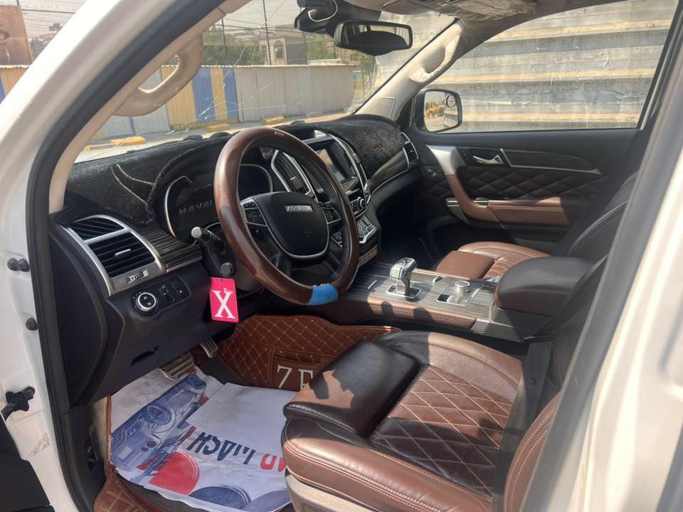 السلام عليكم
للبيع 
هافال h9 فول مواصفات
موديل 2020
ماشيه 66 الف كيلو 
السعر  180 $ دولار 
للاستفسار ***********
