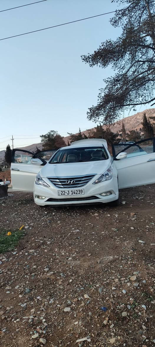 محرك 2400
محرك جديد ماصار هواي من شديته
كير نظيف
تبريد قطعتين
كشنات جلد
حداديه جديده ستوني مسويها وره وكدام كله جديد واصلي
تخم تايرات جديد
ستوني مدخلها هزه ارقام انكليزي سنويه لل 31
سياره ب اسمي مداور ثاني يوم 
تبريد فقط غاز وع الفحص
سونار موجود مابيها ضربه قويه
السعر (107)وبيها مجال 
مكاني نجف (***********) الشراي فقط رجاء
