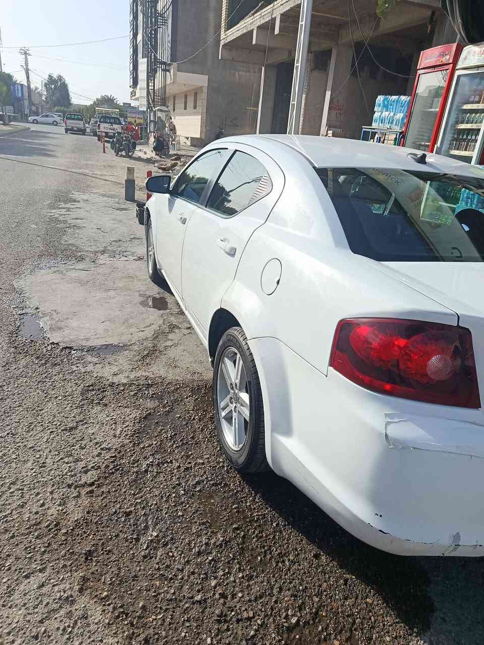 السلام عليكم ورحمه والله وبركاته 
للبيع دوج افنجر موديل ١٢ رقم بغداد باسمي 
السياره كير مكينه صدر خلفي امامي تخم تأثير كله جديد 
تبريد ثلج غرفتهه على وضع الشركه سياره بلاديه واني مستورده من سنه ٢٠١٢ على أيدي 
كهربائيات على وضع الشركه اي جطل ماكو واير زايد ماكو 
السعر ٨٥ وبيعه مجال الشراي يتصل ويدلل ***********
