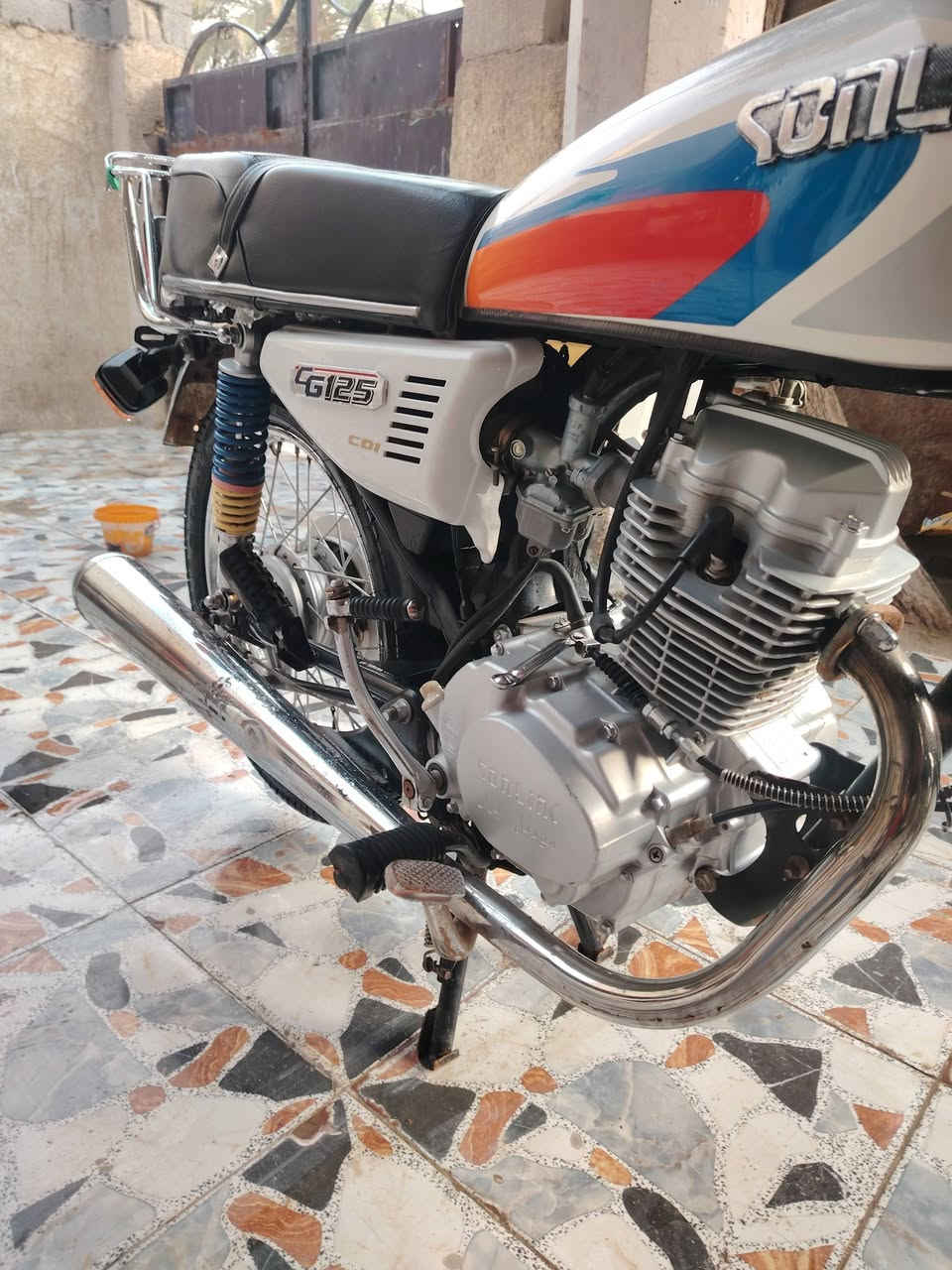 متياز البيع الي يريده بي خير ويدلل مكاني ابو غراق ***********
