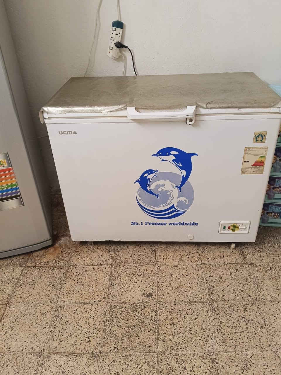 ***********
العنوان كرادة خارج مكلف بلنشر غير متواجد ع الفيسبوك
ميز بلازما ٢٥
غرفة نوم ٥ قطع ب ٤٠٠ نظيفة وبيها مجال بسيط
كاونتر نظيف ب ٢٠٠ وبي مجال
مجمدة ع غفله طفت ماعرف منقصه غاز لو شنو
