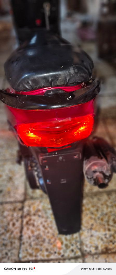 مكلف بنشر للبيع ماكس عدله دراجه نضيفه 
ماعوزه شي سلف هندر اشاير 
كله شغال بيه بوش55 كامله الدراجه ومزوده
550 رايده ناصريه مركز  رقم صاحب دراجة ***********
