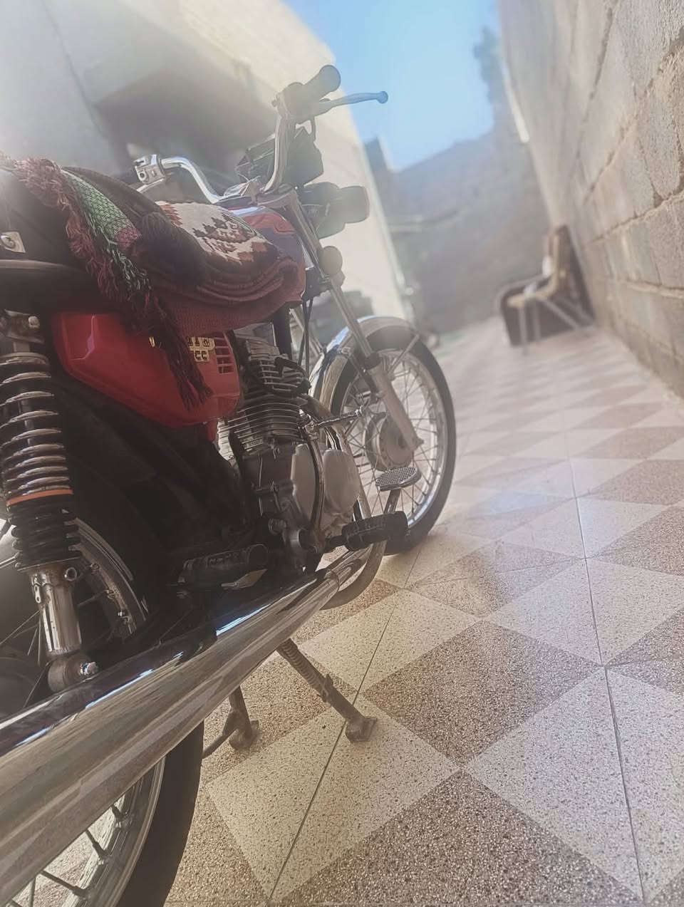 السلام عليكم دراجه للبيع موديل 25 السعر 550 بيها مجال قليل الرقم***********
