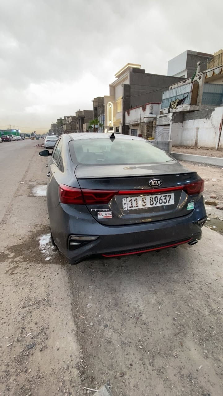 سلام عليكم كيه فورتي مديل 2021 جي   اي لاين                                             كشنات جي تي لاين
رادار امامي 
رادار خلفي
رادرات جانبيه بل مري
ابل كار بلي+ انرويد اوتو
دركه جي تي لاين
بصمه تشغيل+ ابواب وصندوك
اشاير بل مري الجانبيه
بكلايت خلفي لد
اسبايدر اصلي خلفي
الايت زنون اصلي
صندوك ذكي يفتح عند الاقتراب
تحديد مسار
اناره ترحيب
مانع تزحلق ونحدار
السعر 120الاستفسار ***********
