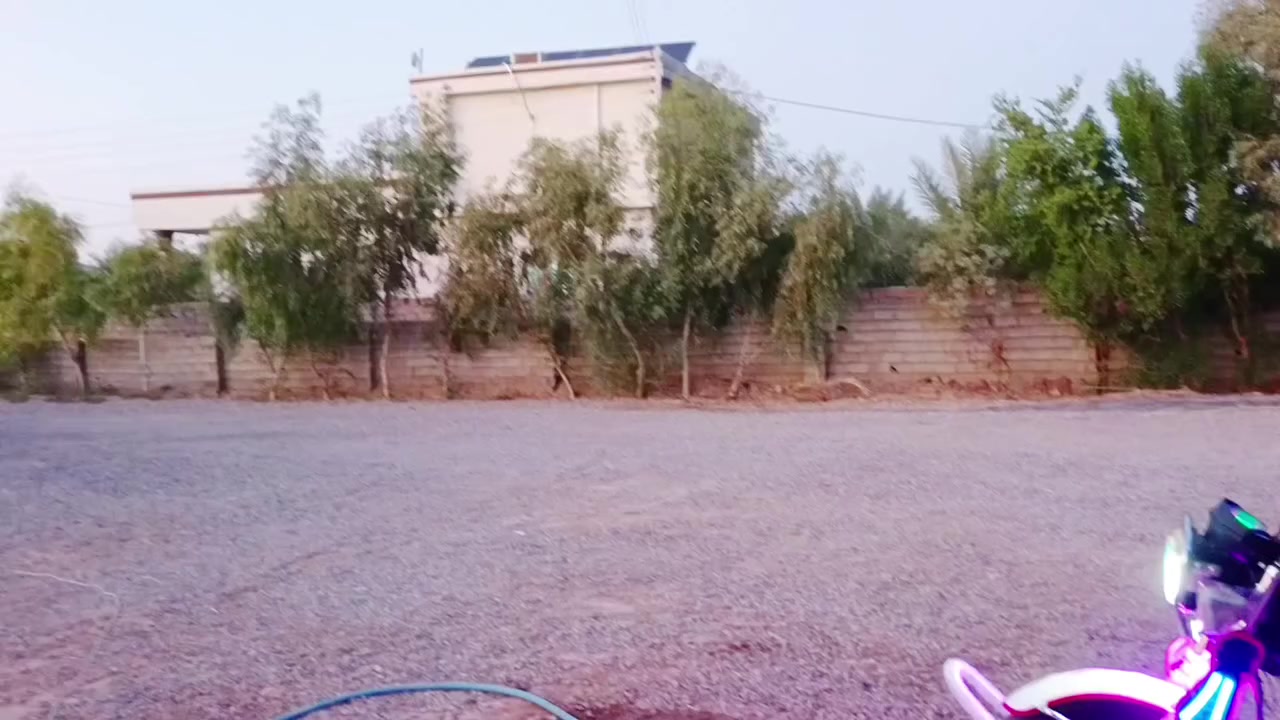 السلام عليكم دراجه للبيع نامي برو (هونزده) موديل 25 محرك 200 ماناقصها برغي كلشي شغال السعر 780 وبي مجال قليل الشراي يتصل «‏‪***********‬‏» الموشراي لا يتعبني
