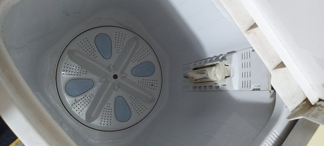 غساله هيتاشي 10كليو سعر75 علا الفحص شغاله بلاديه كلش نضيفه جدا العنوان مدينة الصدر بغداد يتوفر توصيل رقمي للتواصل واتساب ***********
