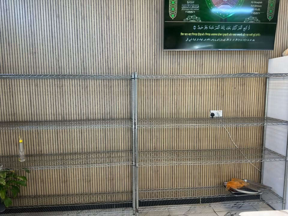دكسنات للبيع استعمال قليل بعدهم جدد  اثنين اكبار وثلاثه صغار
*********** بغداد المنصور
