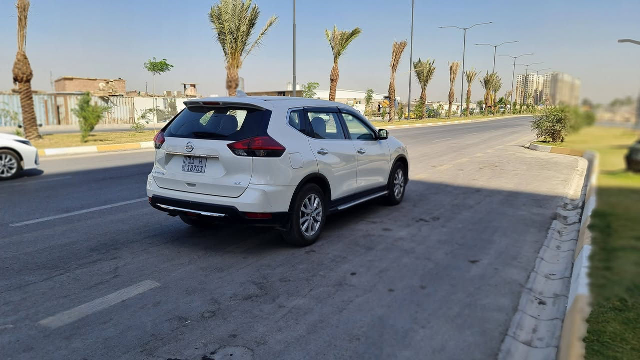 للبيع نيسان اكس تريل ٢٠١٩
خليجي اسلام شركه
سبعه راكب
 مغلفه جلد
دوسات خارجيه اكس تريل
مطريات اكس تريل
شاشه تحم ستيرن
ماشيه تقريبا ٩٨الف
كير ومحرك تبريد صدر كله مكفوووول
تخم تاير جديد لسبير طبعا مقدس
بيها طخه بدون صبغ او بارد واضحه بالصور
السيارة كلش نضيفه مال جنابه
السعر ١٨.٨٠٠الف وبيها مجال
١٨٨ورقه
*********** ابو امير
