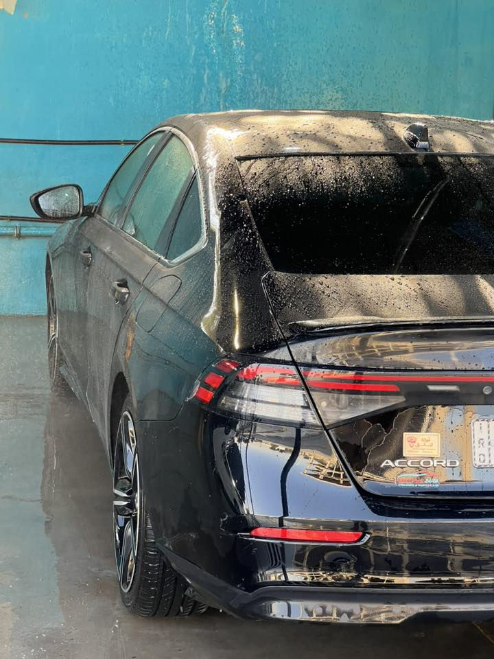 هوندا اكورد سبورت هايبرد موديل 24 بسعر مناسب بيع مستعجل

سياره بيه 5قطع بسبب الصباغ صبغ بوب ثنينهن بدون شواصي سياره  بيه رصعات بتكم ما مشتغلهن ع وضعهن يرجعن بي دي ار تخم تاير جديد صدر جديد رقم بغداد ماشيه 88kمكانه الانبار الرمادي السعر 155وبيه مجال 

رقم الهاتم ‭٠٧٨٣ ٦٨٧ ١١٦٩‬
