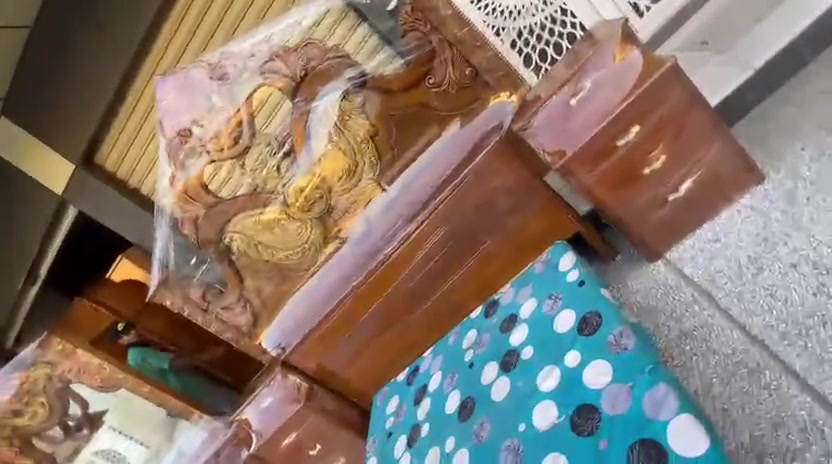 غرفه 6 باب ملحق صاج داخل وخارج ضهر جرجوبه شغل درجه اولى مستعمل موديل دنك جاوي مستعمل نظيف بغداد الأمين الثانية ***********
