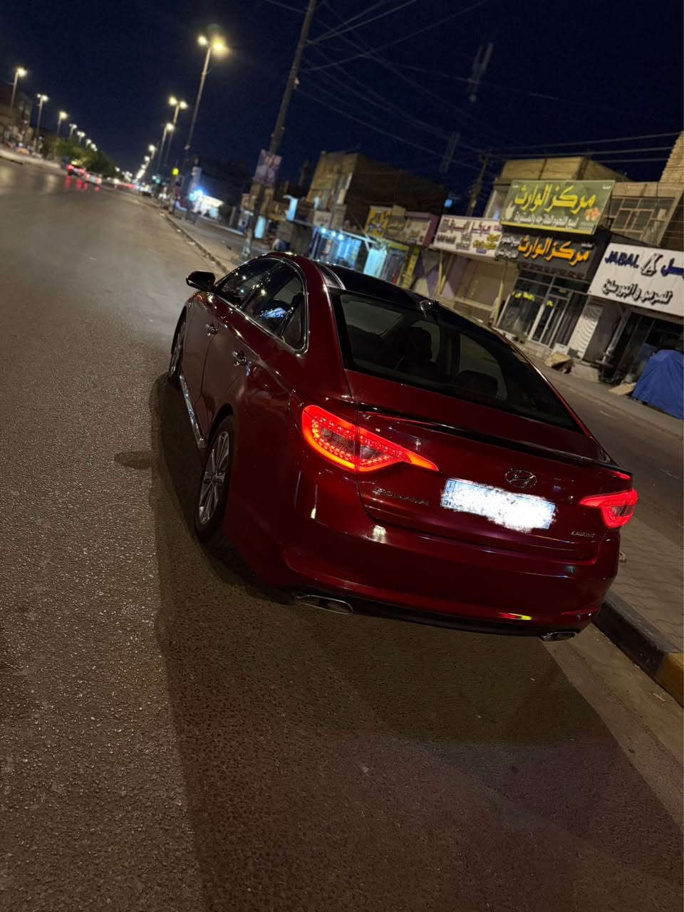 سوناتا 2016 للبيع
موصفات السيارة  limited فول للاخير 
رقم بغداد الجديد 
حجم المحرك 2400 gdi 
ماشيه 120 الف ميل
رادار امامي 
نظام تحديد مسار 
نقطه عمياء
حساسات خلفية
كامرة خلفية  
اتو هولد
ثلاثة انظمه قيادة 
هاند بريك كهربائي 
مقاعد تدفئه تبريد  
 قطعتين تبريد مناخين منفصلين 
شاشه جبير تدعم ابل كاربلي واندرويد اتو
فتحة سقف بنوراما 
بردات خلفيه 
انارة السيارة كله Led
وبعد هواي مواصفات 
بيه قطعتين صبغ جاملغ وبنيد وطخات معدله بارد  بدون شواصي ولغود  
مكان السيارة النجف الاشرف
 السعر 122  
التفاصيل كامله اقراها قبل لا تتصل 
 *********** النجف, العراق
