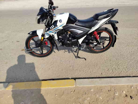 السلام عليكم للبيع هاوجي موديل 23 مسجل وصل مليونين و600 العنوان قضاءالقائم ناحيه العبيدي الاستفسار اتصل ***********
