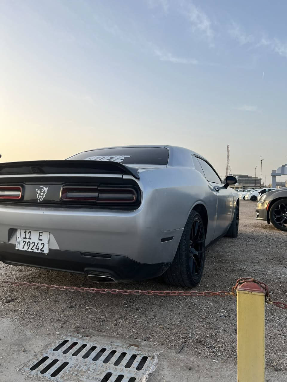 جالنجرً مديل 19  مصبوغه عام سمنتي ومغلفه  السياره رقم بغداد وراعيها يمنه بلبصره يريد تحويل او وكاله السعر 140 وبيها مجال ***********
