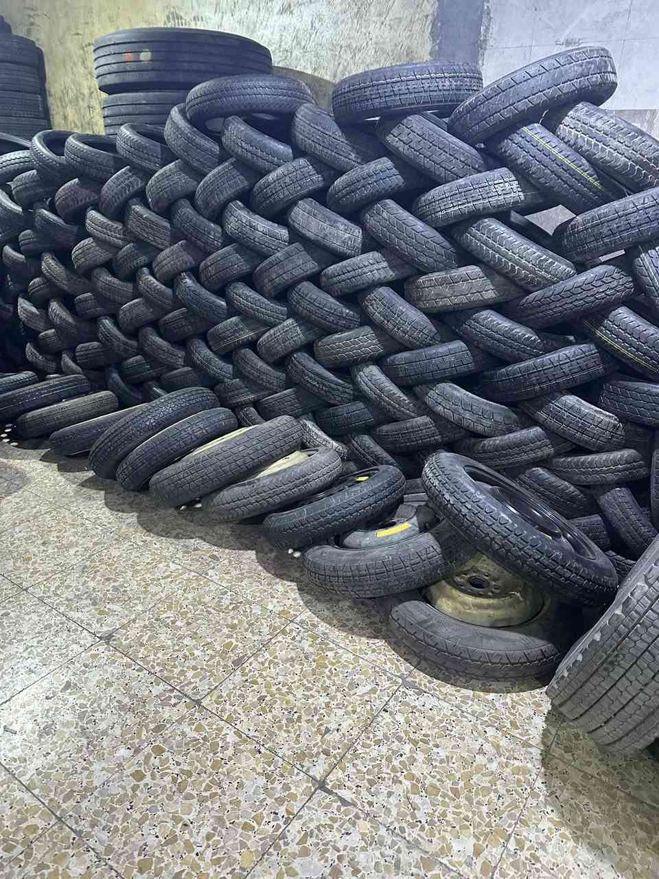 تم وصل حاويت جميع القياست بله جمله مكني البصر شارع تجاري***********

