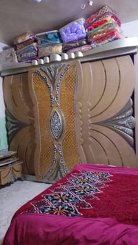 غرفة • للبيع