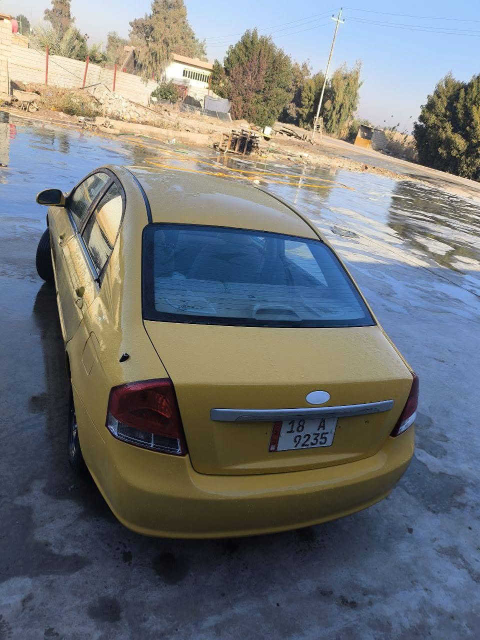 سلام عليكم سبكترا وراد ،
كير محرك تخم تاير حداديه سياره جاهزه

عله اخر حبايه موديل 9 رقم دولي ، السعر 80 وبي مجال قليل ،مكان السياره ديوانيه ***********
