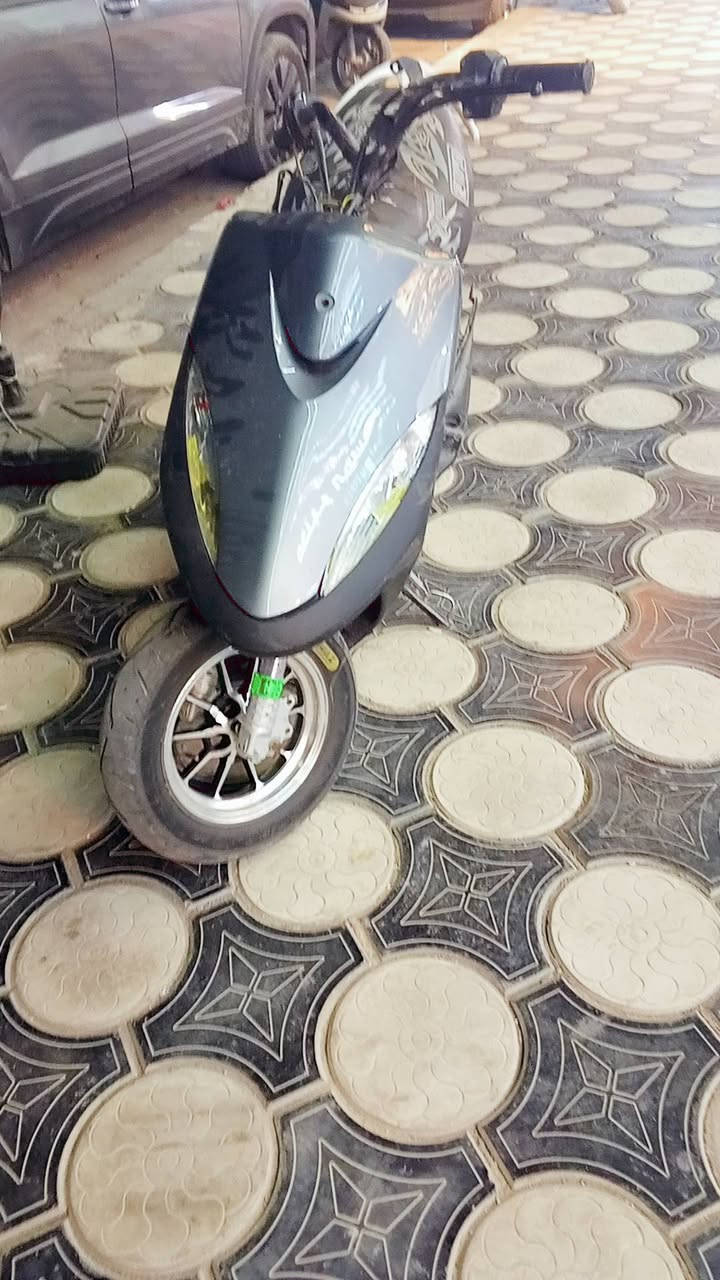 سلام عليكم دراجه ماكس   عدله  البيع ستفسار رقم الهاتف ***********  بغداد
