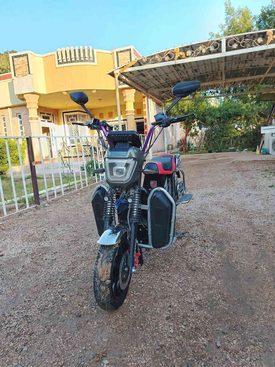 دراجه جبلي وينلي 
موديل ٢٠٢٤
فول نضافه 
 فول مواصفات بصمات عدد  ٢
تشغيل عن بعد 
كهربائيات كامله اشاير عالي ناصي 
بطاريات عدد ٦
تايرات جديده
لايت زنون  
ماناقصها اي شي
سعر 550 
رقم ***********
