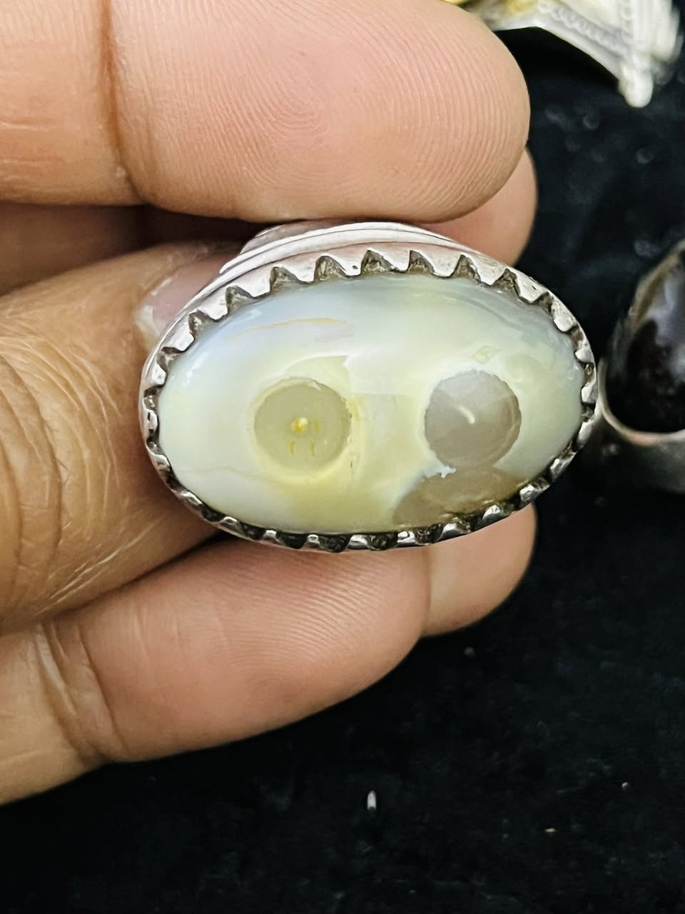 عينتين قديم 150الف ***********
