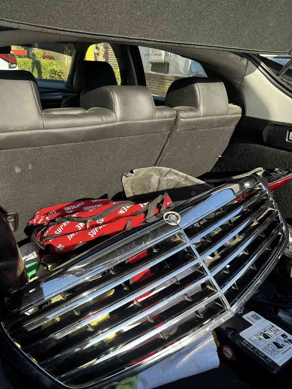 غراض s500 2007 بك لايت البلادي 
مري جانبيه تعتيم زوج 
شباك نيكل 
 ***********
قيم واخذ
