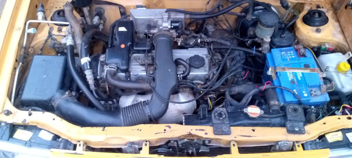 سايبا 2016 بأسمي  مصفرة هيئه وغرامات تبريد ثلج تدفئة 
كهربائيات كلها شغاله مرات تبخر ومرات لا بس بدون تنقيص
مكان السيارة بغداد  *********** 
السعر 35ورقة وبيها مجال حك الجية
