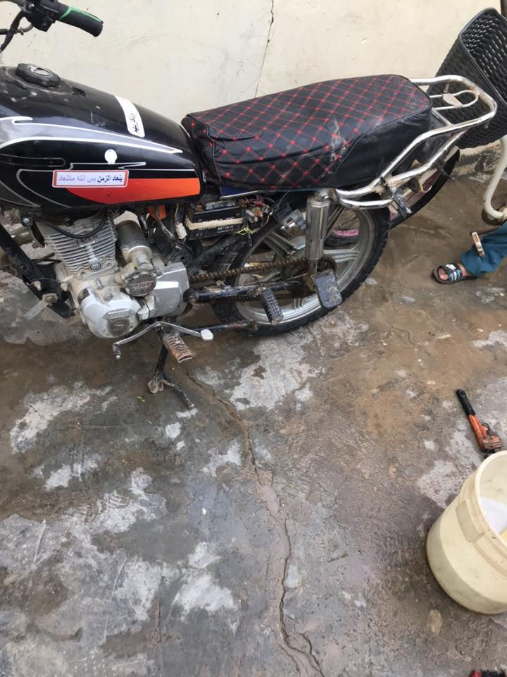 السلام عليكم من رخصت الادمن دراجه سيفان موديل ٢٠ شقاله فول السعر ٢٠٠ وبيه مجال العنوان ديالى الخالص ***********
