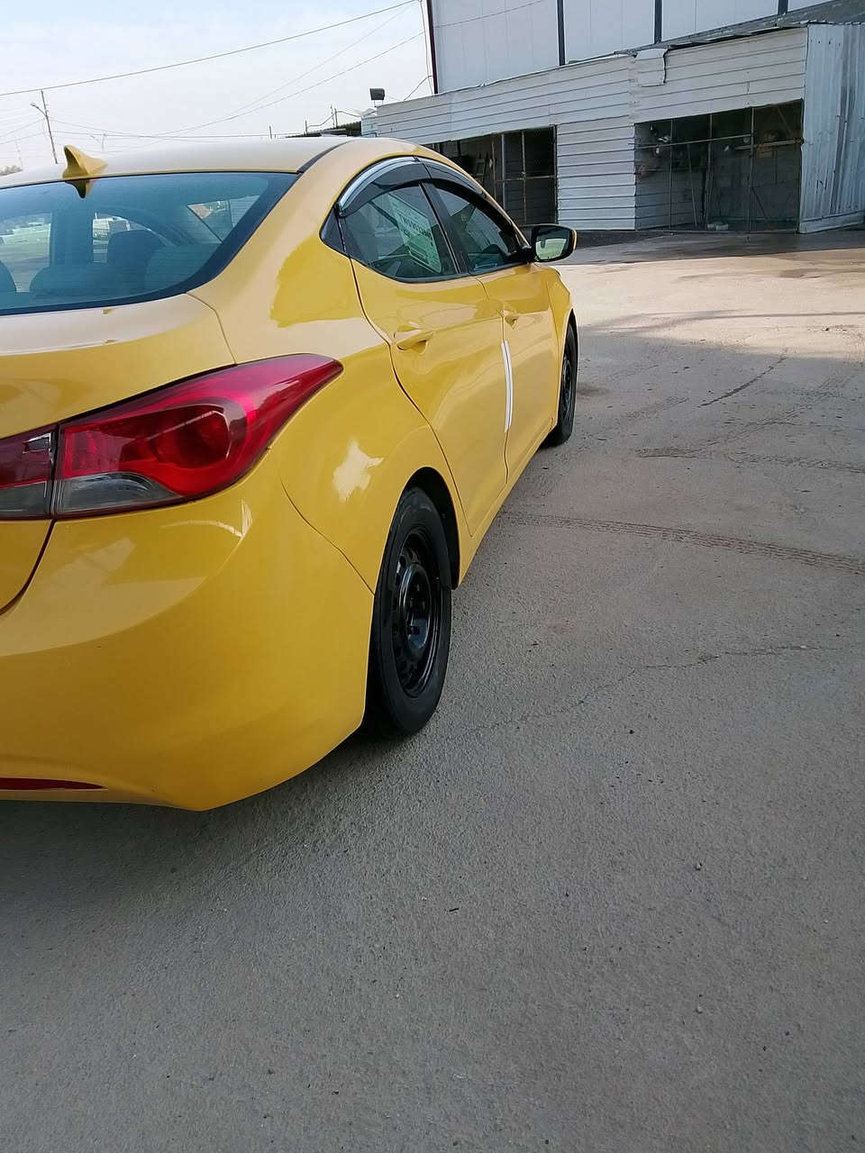 النترا موديل 13 حادثه بين الباب و هلال جاملغ خلفي ايمن فقط مكينه كير جداد منضومة غاز  بيه السعر 98
***********
***********
