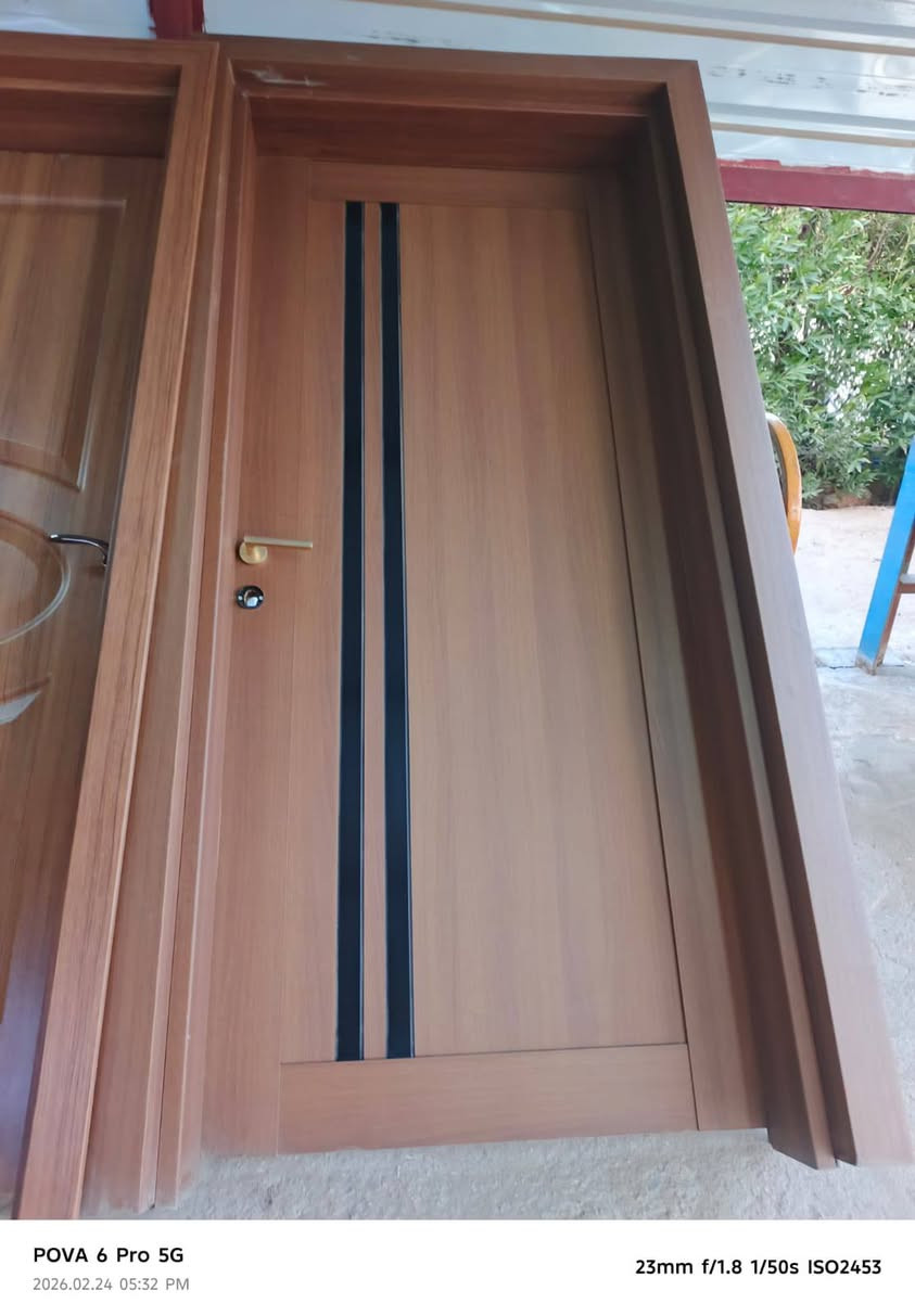 السلام عليكم ابواب تصفية مخزن
العنوان طريق كربلاء نجف عمود 685 
الاستفسار الاتصال على الرقم ***********
