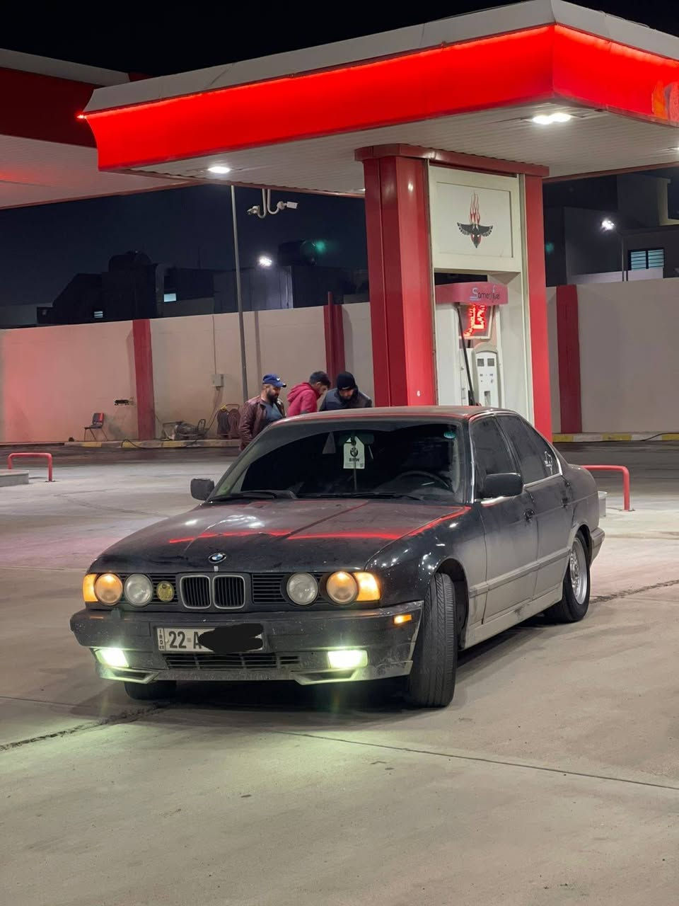 B M V رقم اربيل دفتر بانزين بي   
موديل1991  كير  محرك بلشرط تحويل و كالة بل شرط بدون ضربة سعر 60 بيها مجال
رقم موبايل *********** كركوك, العراق
