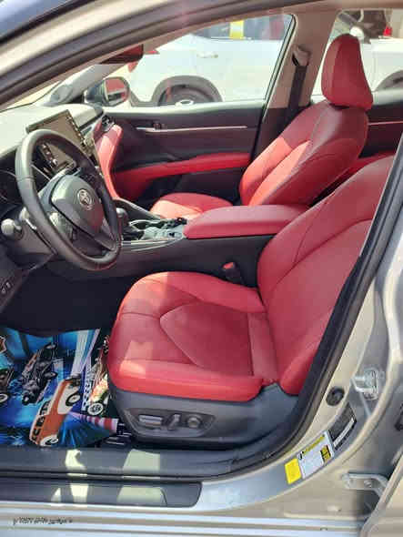 كامري 24 أمريكي بغداد باسمي لون رصاصي كلين وزيرو .الضرر مياه امطار جوه دواسه القدم .سيارة شغاله من مزاد أمريكا. مواصفات xse . للبيع 27 الف دولار كذلك للمراوسه مع كورلا ساز. 20 وفوك. بغداد زيونه هاتف ***********.
