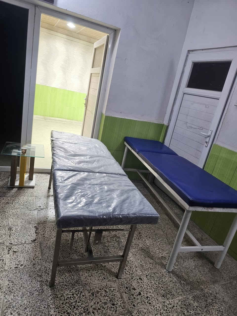 السلام عليكم  اجهزة وادوات طبية للبيع بحالة جدا جيدة واستعمال قليل    للبيع
اليحب  يتواصل    متواجد فيس  و  واتساب 
***********
