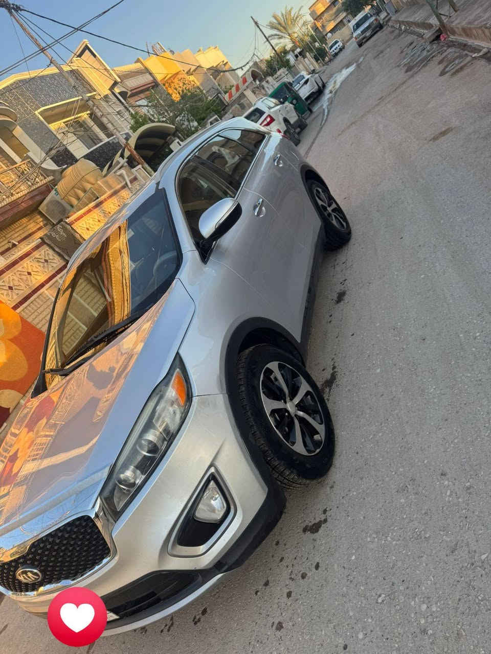 سلام عليكم 
سورنتو 2017
امريكي بدون حدث اكلين 
4سلندر جيتي اي تيربو 
فول موصفات عده الفتحه 
5 ركب 
رقم ديالى 
سونار داخل الصور 
ماشي 90 
مكينه كير صدر مكفول 
سعره (185) بيه مجال 
عنوان ديالى بعقوبه تحرير 
***********
