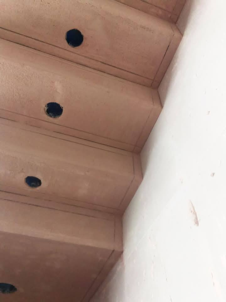 سلام عليكم عملي سمنت وجص وبياض متر مكطوه بليوميه ***********
