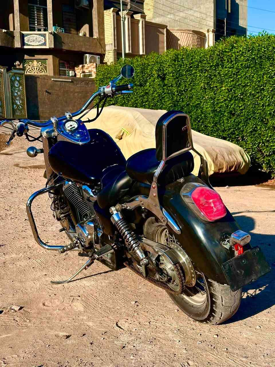 السلام عليكم 
دراجه نوع هارلي شادو 
لون اسود 
دراجه بلاديه
400cc.    ٤سلندر
دبل اكزوز بلادي 
دراجه كامله كهربائيات 
محرك كير مكفولات 
خمس نمر 
نكره سلف 

السعر (16)ورقه 

مكان الدراجه في الفلوجه حي العسكري 
للاستفسار ‭+٩٦٤ ٧٨٥ ١٦٩ ٤٩٣٠


**إذا كنت صاحب هذا الإعلان وتريد حذفه لأي سبب، رجاءا أرسل رسالة إلى الدعم الفني**