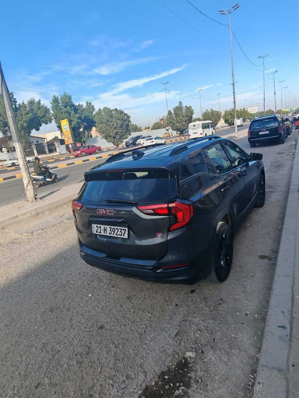 سلام عليكم
جمسي تيران 2020
1500 تيربو
حادثهه بدون ايرباك بدون دواخل فقد صبغ جاملغ وبنيد وقبق جنطه شويه
ماشيه 74 كيلو متر
مواصفاتهه تشغيل عن بعد
اربع بصمات ابواب
تدفئه كشنات
رادار جانبي امامي
كشن هزاز تحذير اصطدام 
سياره نضيفه ومتعبك كلشي بيهه مدام وخير من الله 
رقم سليمانيه دولي بسمي تحويل او وكاله 
السعر 160 وبيهه مجال
مكاني نجف  
متواجد خاص وواتساب
***********
