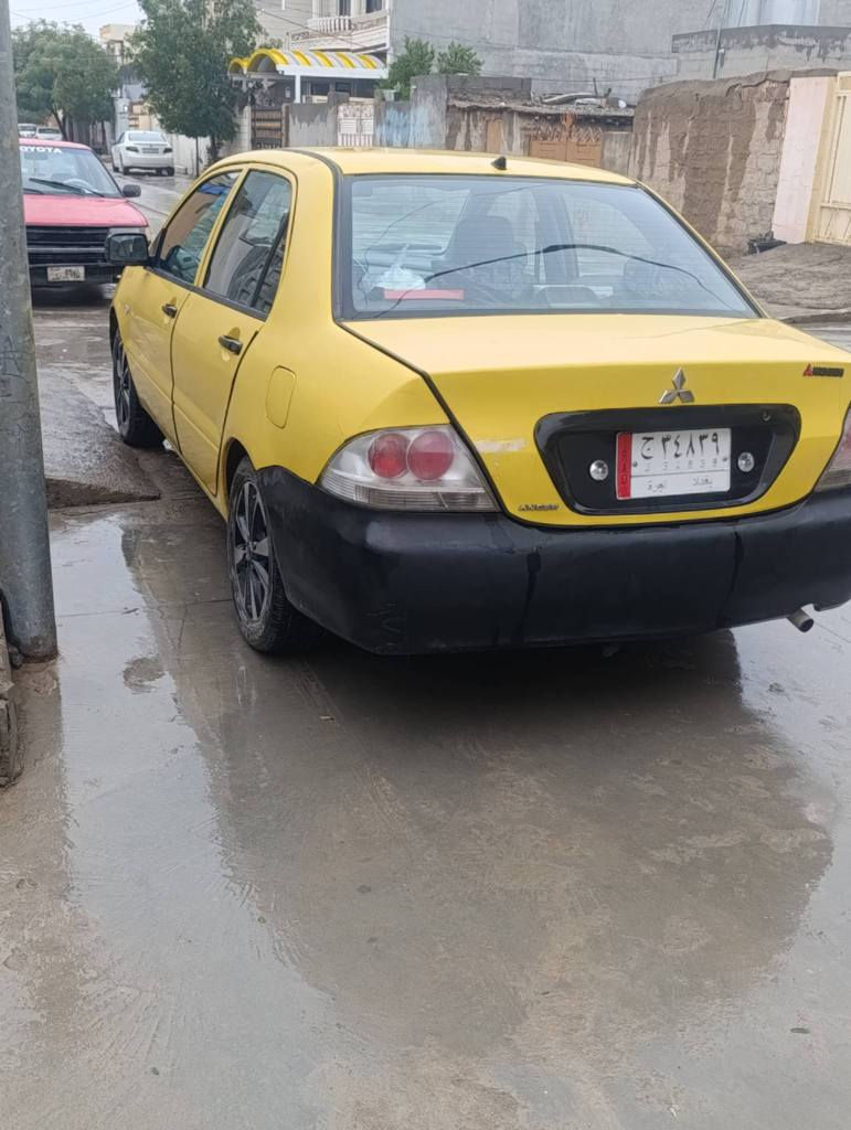 لانسەر مۆدێل 2010 سنەوی پلاستیک بەشەرتی ئەوالیات و حاسیبە
مەکینەو گێڕ تەبریت بێ عەیب
تایه تازە ویل کرۆم 
*********** كالار, السليمانية
