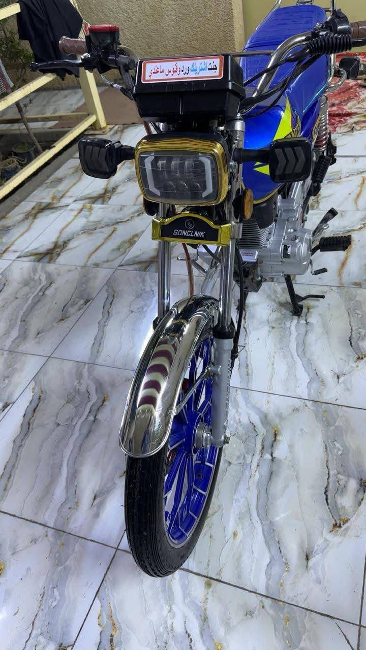 سيفان للبيع موديل 25 مكفوله  دراجه نظيفه وكيل   ماشيه قليل  سويج بصمه ريموت بصمه اصبع هندر  كله  شغاله نكره سلف جهاز نذار  كهربائيات كلهاء شغاله اوراق كامله  سعر775 و بيه مجال مكاني حله 
***********
