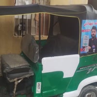 شباب تكتك خضره مديل ٢١ للبيع رقم وسنويه راعيهه يريد تحويل الشراي مجفته...
