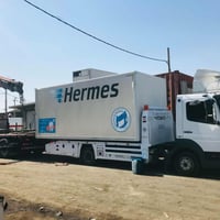 كابينه ٦طول عرض 2ونص السعر مليون ونص وبيه مجال الاتصال ٠٧٥١٩٠٦٣٧٢٣او07...