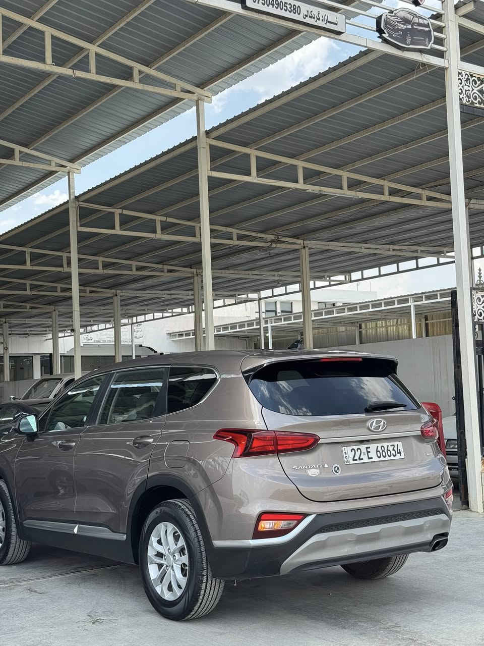 Hyundai Santa Fe  2019 SE
هيونداي سانتافي 2019 SE
كلين بدون صبغ بدون ارباك
سعر 158 ورقه و مجال
مكان السياره قضاء بردرش/ دهوك
تلفون واتساب 
***********
 
المواصفات :
محرك 4 سلندر المرغوب 2.4
دفع رباعي دكمة  4x4
كير + محرك + تبريد +تحويل بشرط 
تحكمات ستيرن و و بريك بصمة
شاشه كبيره تدعم كار بلي 
قطعتين تبريد امامي خلفي
كشنات السياره مخمل 
السياره جداا نظيفه وماناقصها اي شي 
ماشيه 129 الف ميل
