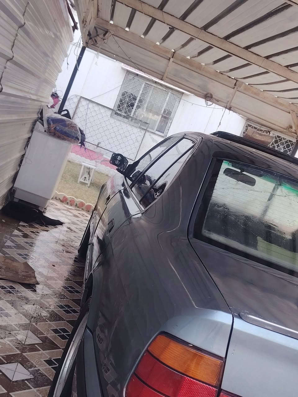 سلام عليكم بيع او مراوس حسب القناعه بي ام 520 موديل ٩١ محرك مفتوح كير عادي السياره جاهزه كير محرك صدر تأيرات بشرط غرفتها حلوه عايزها ترتيبات بسيطه
 باقي التفاصل اتصل *********** صلاح الدين مجمع الدور
