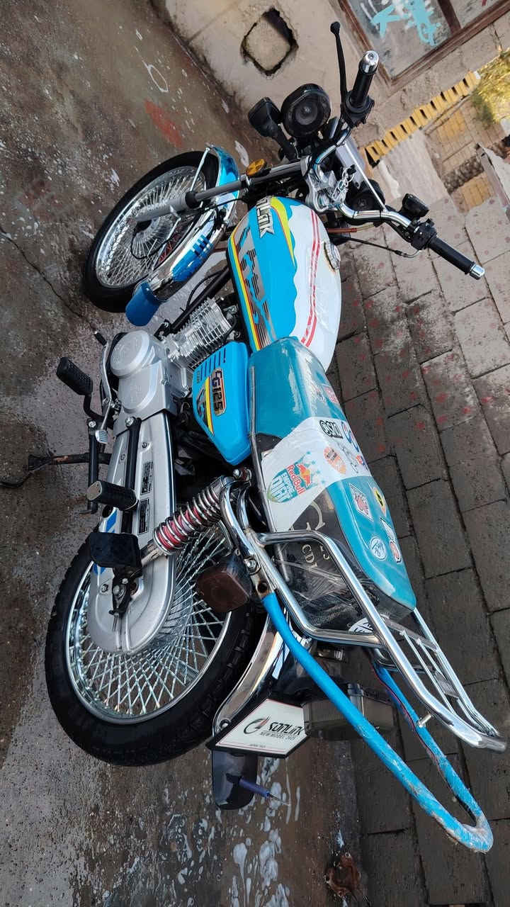 دراجه سونك موديل ٢٤ محرك مامفتوح شرط الفحص النضافه كدام عينك السعر ٦٢٥ وبي مجال للشراي رقم ***********
