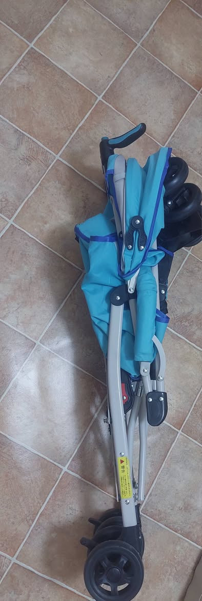 عربانه طفل جديده من جدار سنتر مشترينها للتواصل *********** بغداد / حي القادسية  غير متواجد بالفيس
