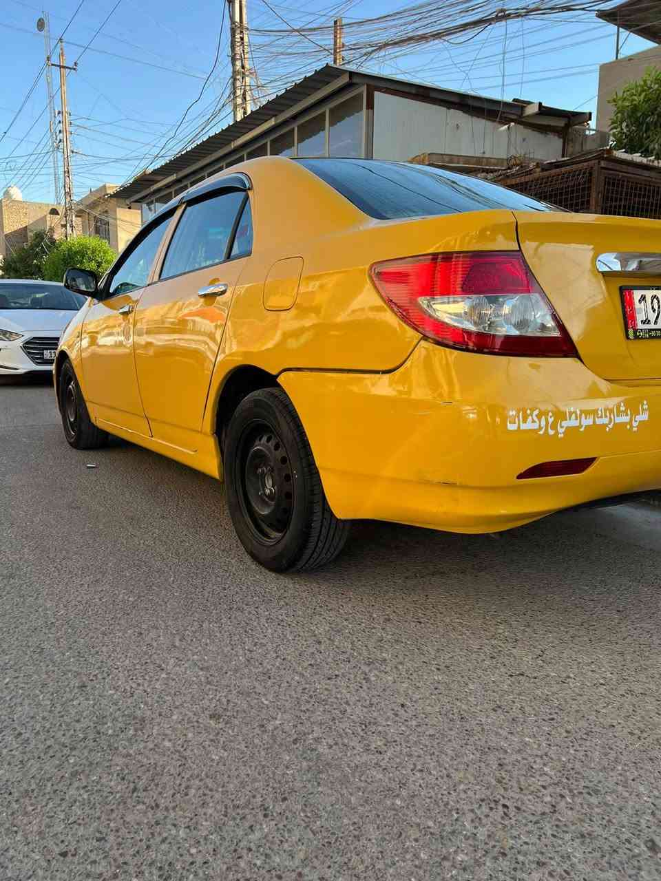 سلام عليكم سيارة بي وايدي F3 مديل ٢٠١١ سيارة معمرة تعمير جديد كلهه
كير مكينه مال كورلا بلجيس سيارة حلوة خير من الله 
تخم تاير جديد صدرهه كلة جديد سيارة حلوة مال بيت 
كهربائات كلهه شغالة سيارة كلش حلوة 
جيب فيتر وتعال فحص رقم انكليزي وسياره بسمي ***********
