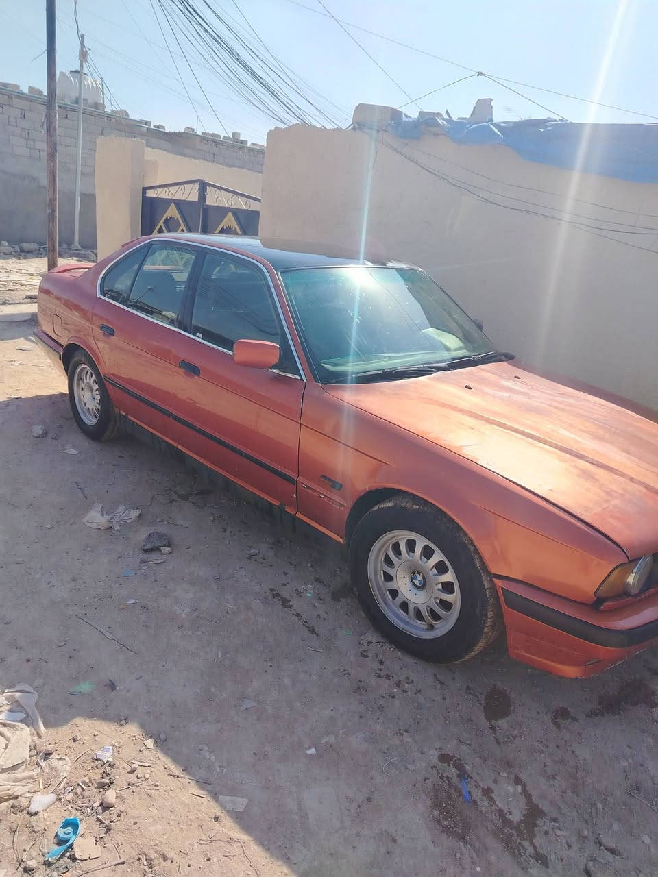 سلام عليكم بي ام مديل 90 كير ومحرك حاويه حجم 25تخم تاير كهربائية كلها شغاله تبريد عوزه بس كنبريسر تحويل مباشر رقم بغداد مكان سياره بغداد سعر 55بيها مجال حك جيه ***********
