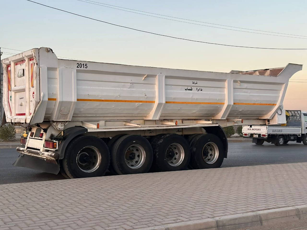 3 محاور مسوي 4 شغل بلادي 

مكفول 

طخم تاير جديد 

دناكير 16 

سعر 120 بي مجال 

مكان موصل جانب الايسر 

للاستفسار انتصل *********** //***********
