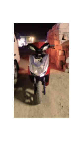 دراجه شحن نوع سكنس.                                                      5باتريات.                                                                            دراجه عطلان عقل.                                                                      سعر 400بيهه مجال اي استفسار راسلني على الخاص.              رقم ***********. مكاني الحسينيه.                                وعيد وكرر دراجه عطلانه
