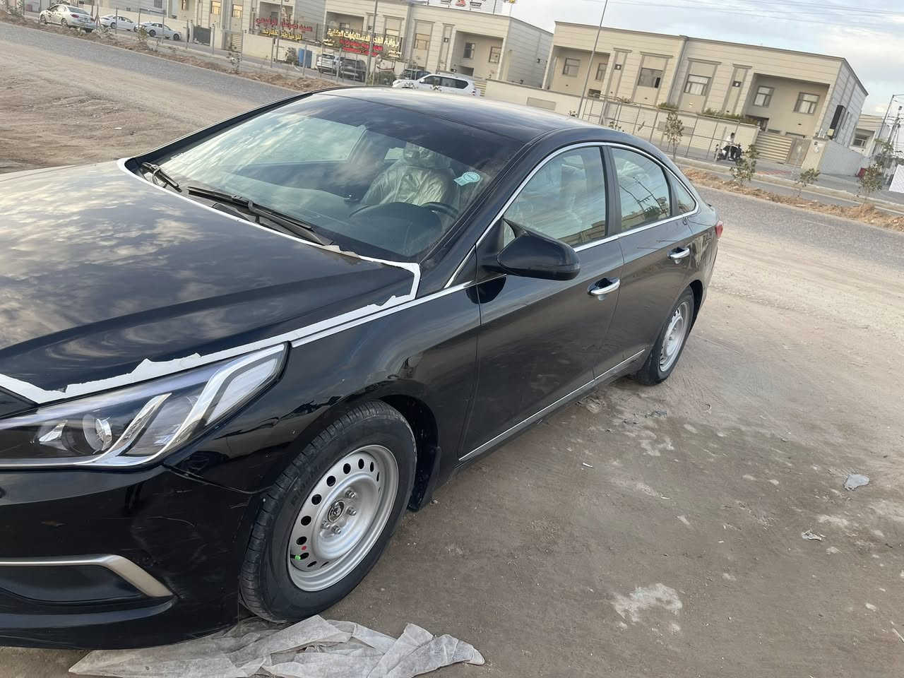 السلام عليكم  سوناتا 17 امريكي   سونار مرفوق  بل صور   سياره حوله او جديد   نص فول  اسود ملكي   اربيل سنويه ال 30 تاير جاهزه السياره بدون اي نقص  السعر 115قفلل مكاني نجف  تواصل *********** وتساب او تصال
