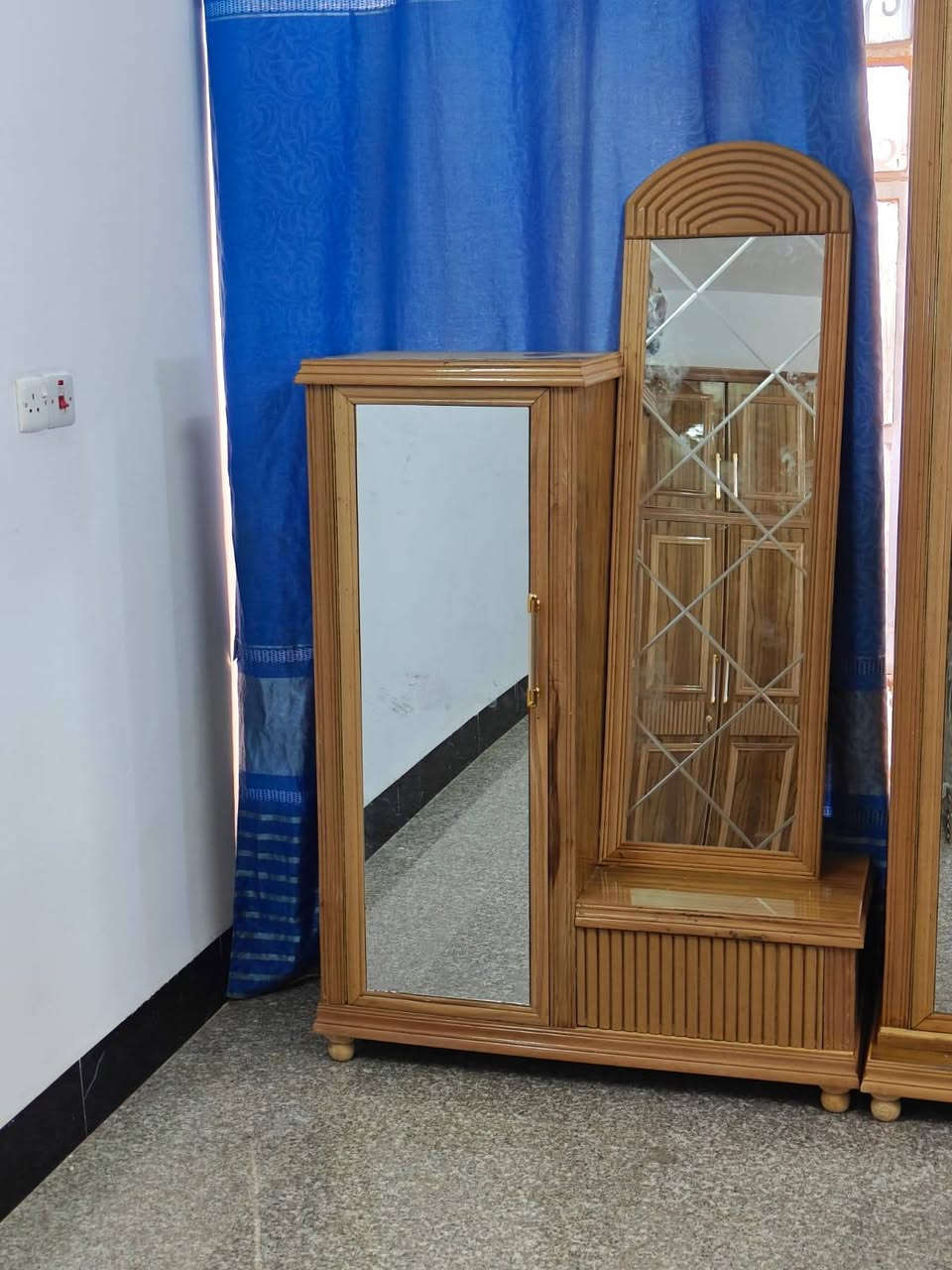 للبيع
بالتقسيط 
التواصل والاستفسار 
***********
